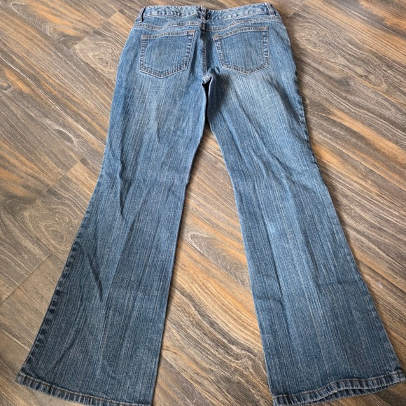 Ann Taylor LOFT Petites Flare Leg Jeans Medium Wash Blue Denim 6P 133467 - Picture 5 of 10